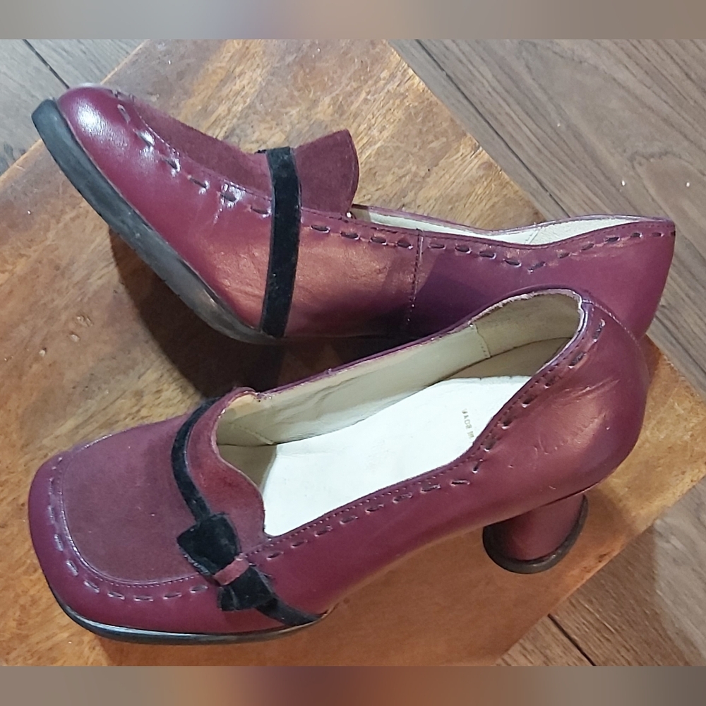 Fluevog Hi Choice Jennifer Pumps